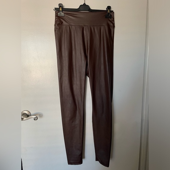 Aerie - OFFLINE Real Luxe Faux Leather Legging - Size L Short - Picture 4 of 8